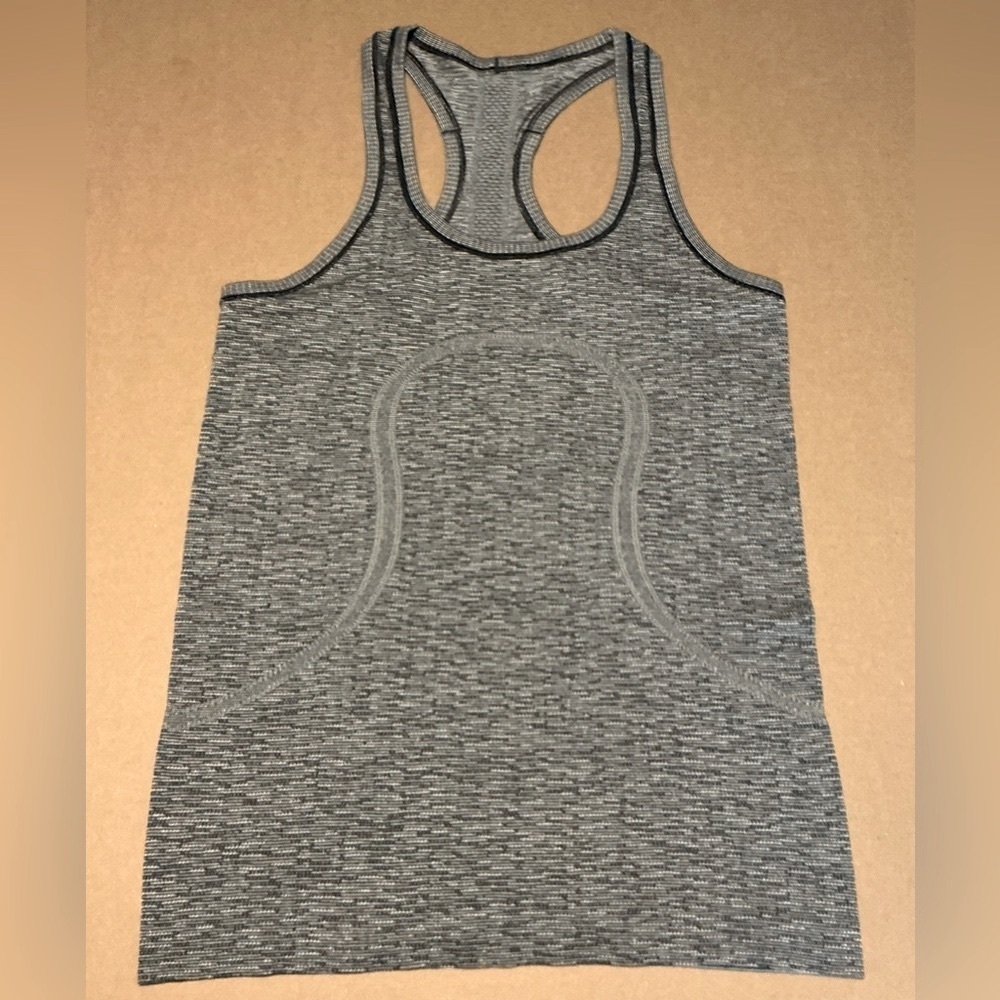 Lululemon Athletica Charcoal Tank Top size 6 - Picture 6 of 8
